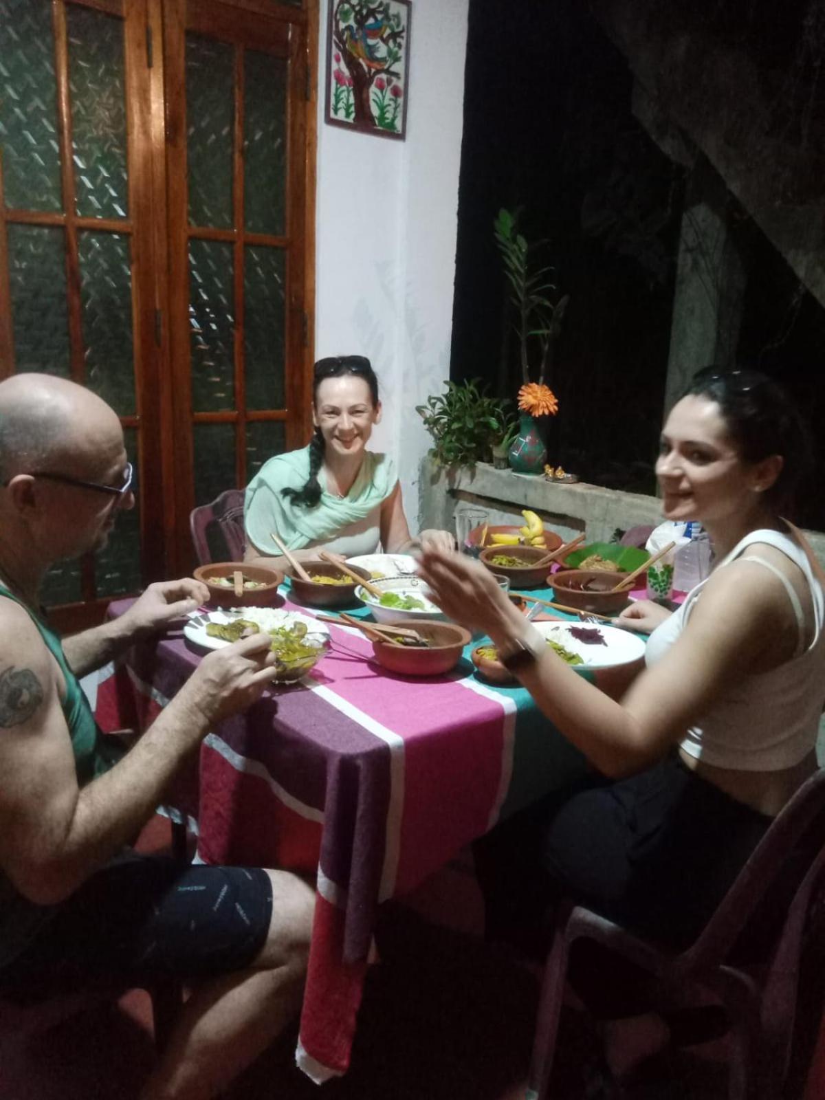 Nelum Home Stay Sigirîya Extérieur photo