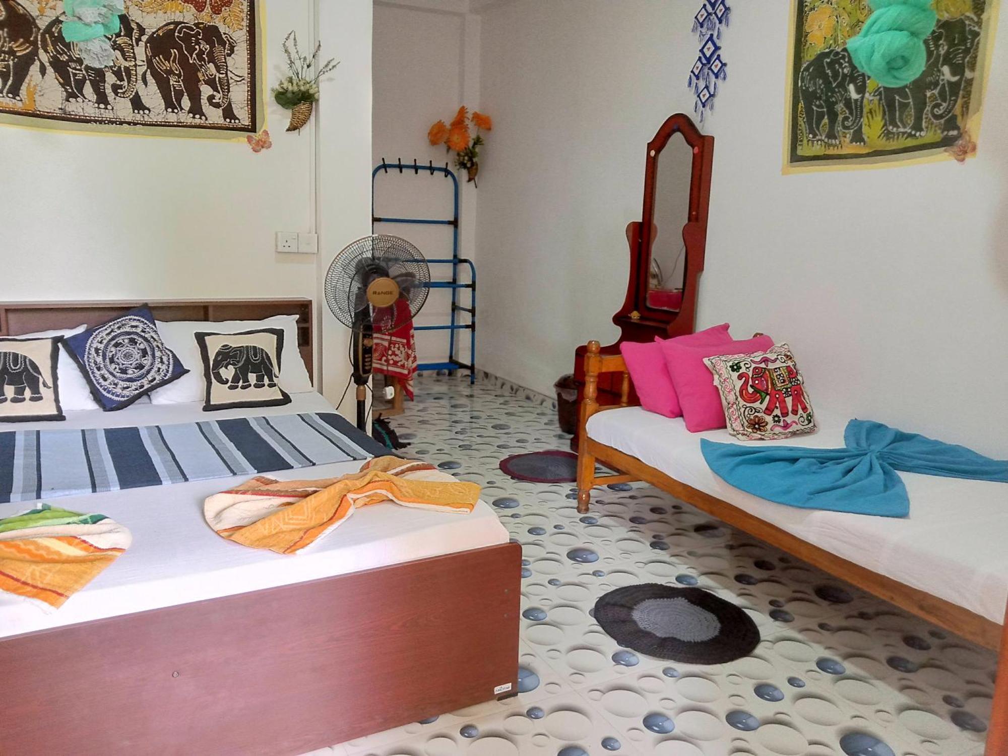 Nelum Home Stay Sigirîya Extérieur photo