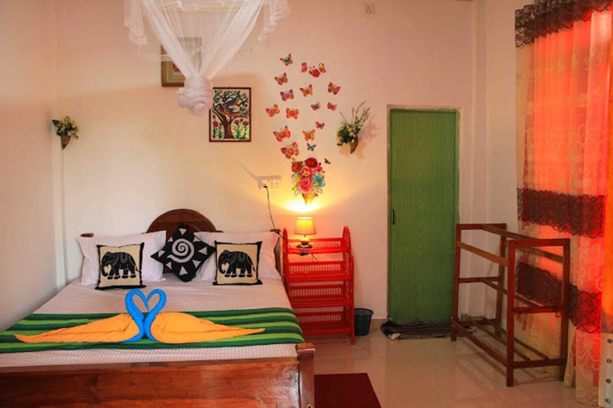 Nelum Home Stay Sigirîya Extérieur photo